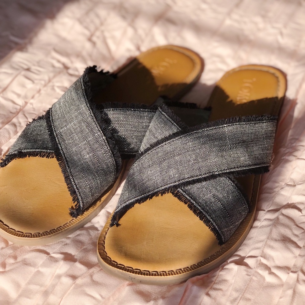 Toms Sandals